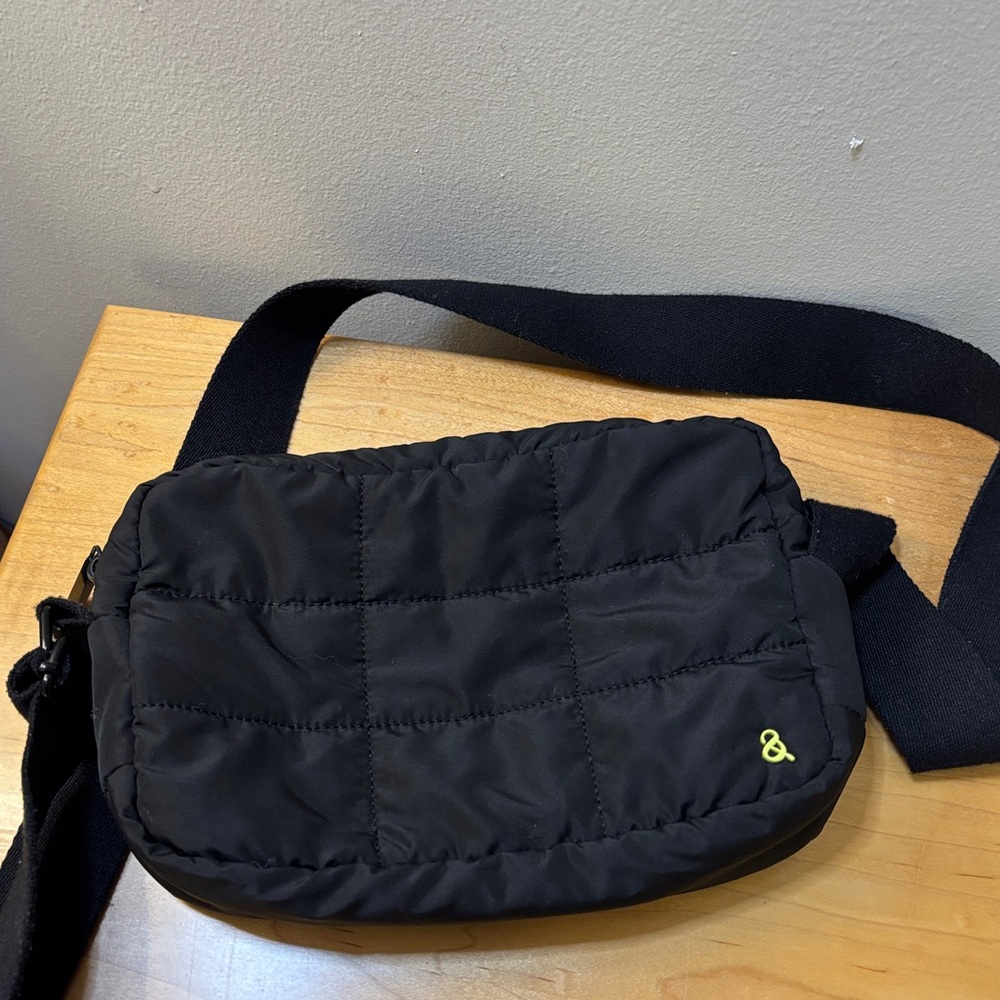 Loft Lou & Grey Quilted Crossbody Bag
